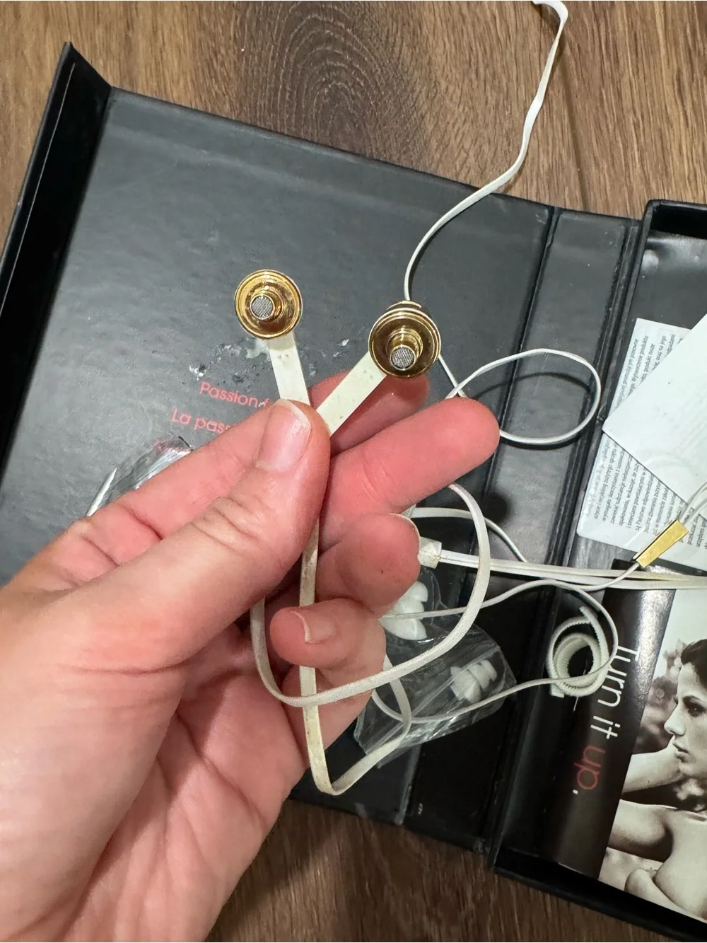 Beats by Dre Heartbeats Lady Gaga In-Ear Headphones Gold White Monster